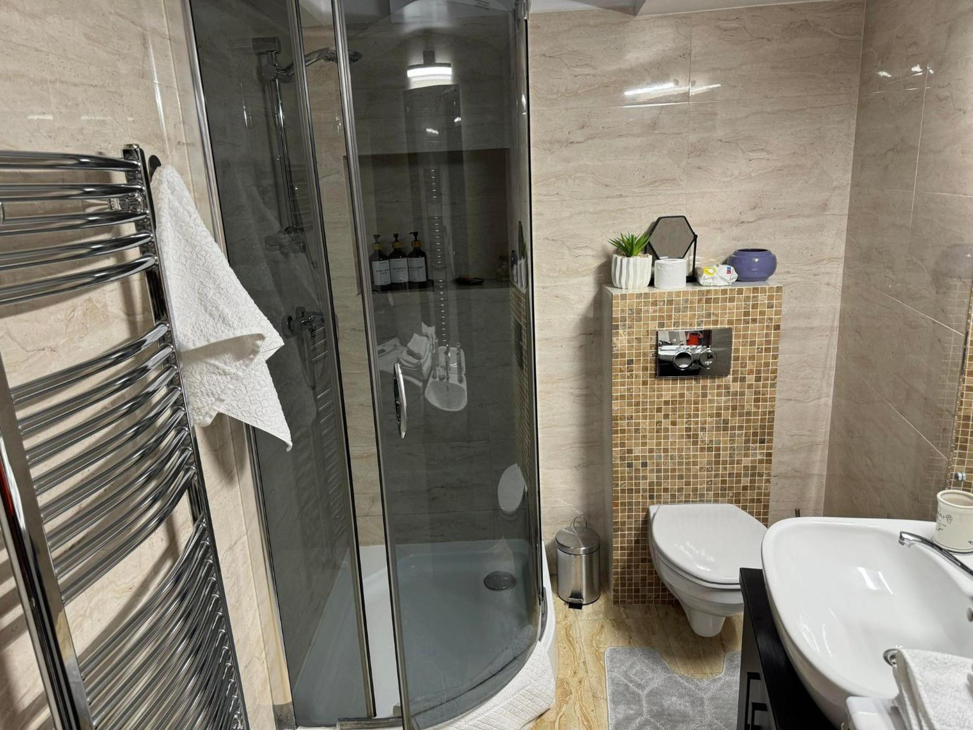 Pretty Luxury Apartament'S Cluj-Napoca Eksteriør billede