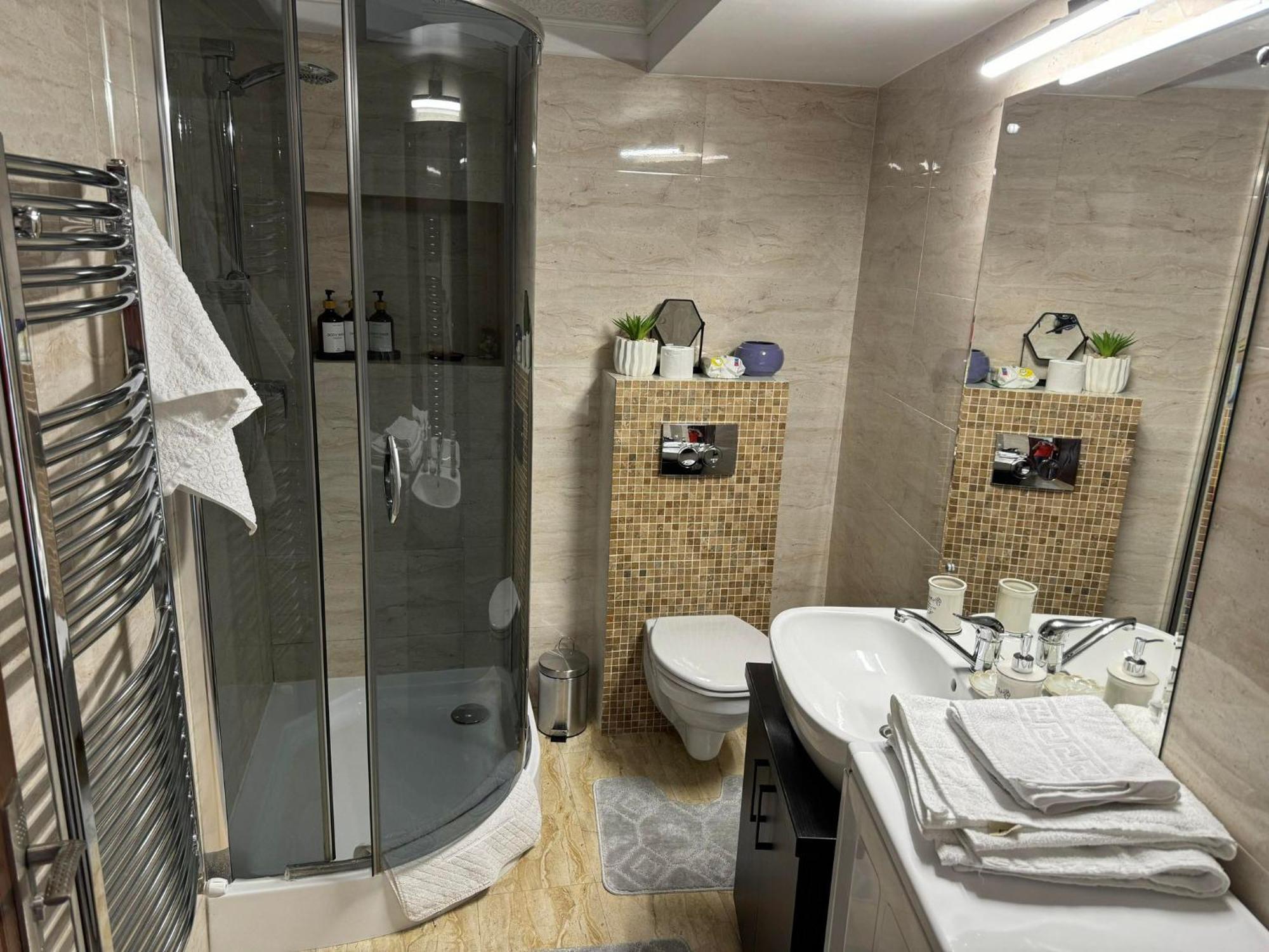 Pretty Luxury Apartament'S Cluj-Napoca Eksteriør billede